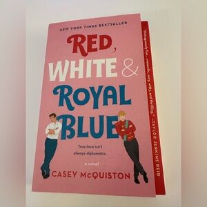 Red, White and Royal Blue : A Novel by Casey McQuiston (2019 Paperback pre-owned